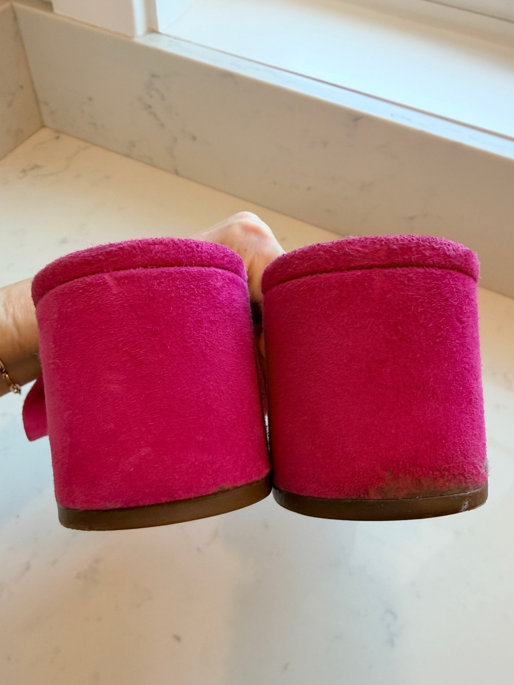 Loeffler Randall Ruffle Slide Sandals Mules Hot Pink Fuchsia Suede Size 7 - Picture 6 of 8